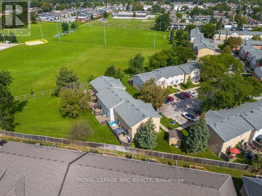 #48 65 DORCHESTER BOULEVARD - 31