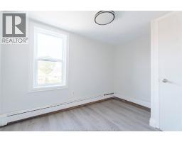 950 Elsmere, Windsor, ON N9A2A9 Photo 20