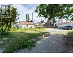 950 Elsmere, Windsor, ON N9A2A9 Photo 29