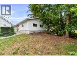 2970 30 Street Ne, Salmon Arm, BC V1E3G7 Photo 32