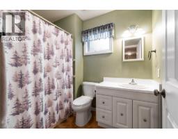 2970 30 Street Ne, Salmon Arm, BC V1E3G7 Photo 18
