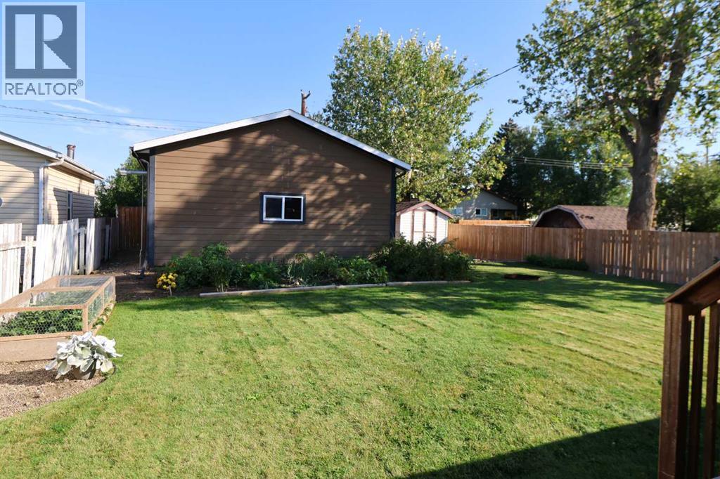 820 1 ave - 2