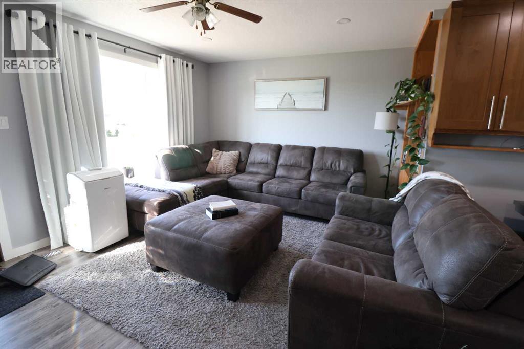 820 1 ave - 8