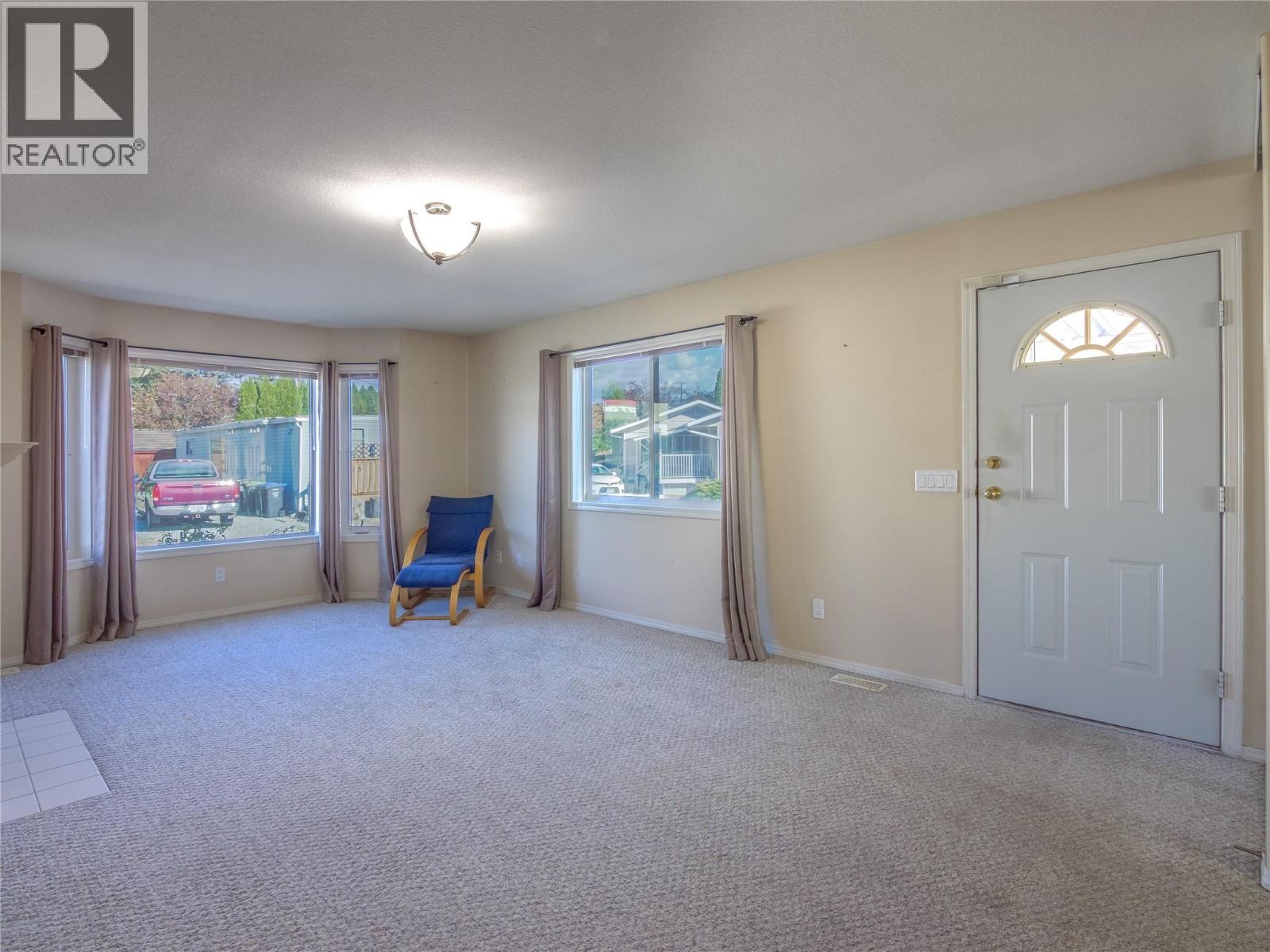 #4 670 McCurdy Road - 2