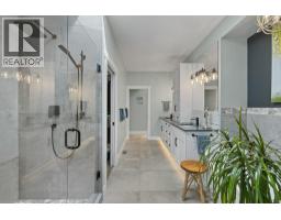 3663 Mckinley Beach Drive, Kelowna, BC V1V3G2 Photo 25