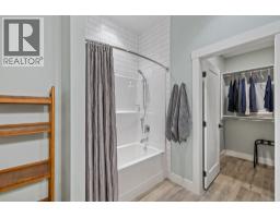 3663 Mckinley Beach Drive, Kelowna, BC V1V3G2 Photo 51