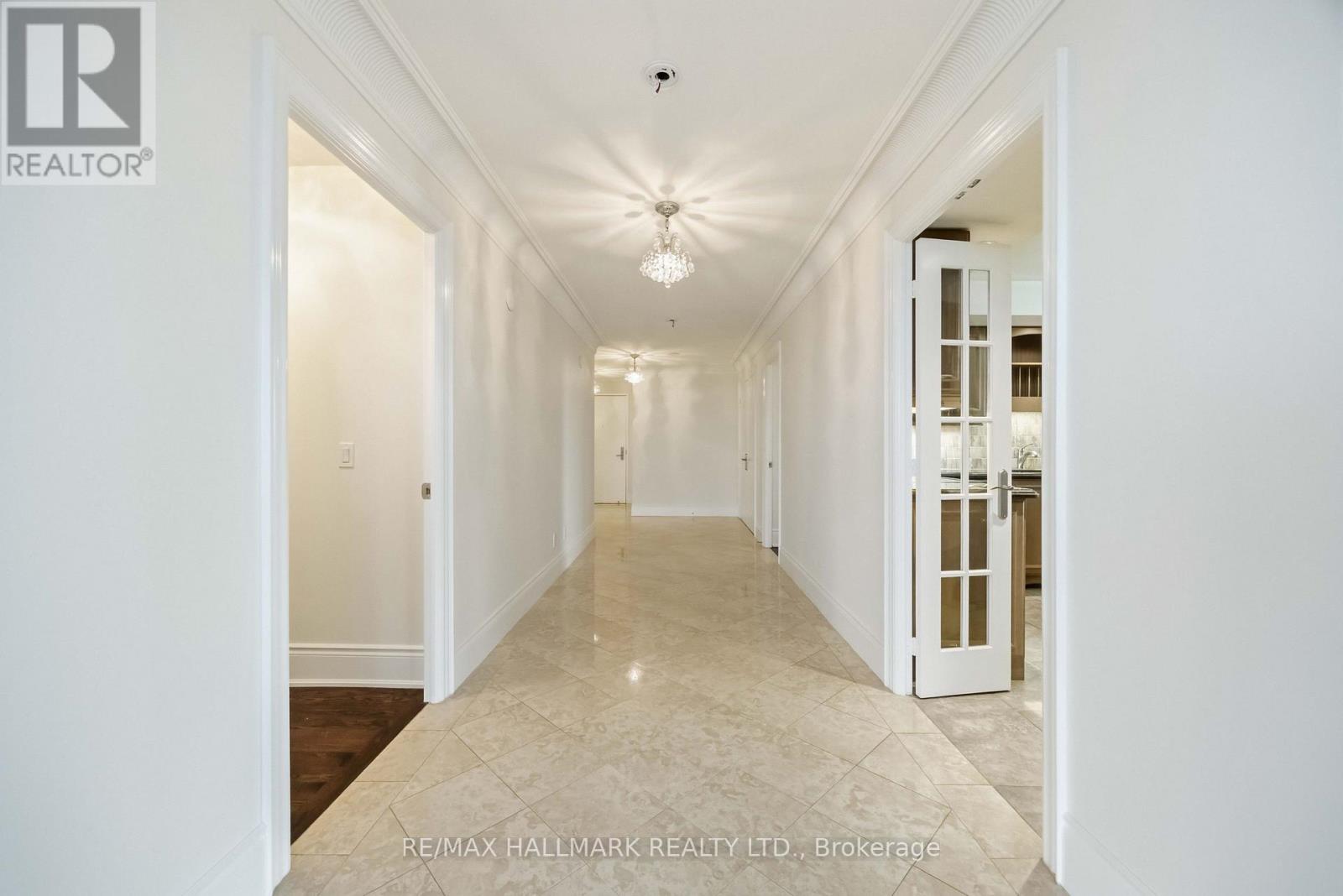 #1821 80 HARRISON GARDEN BOULEVARD - 10