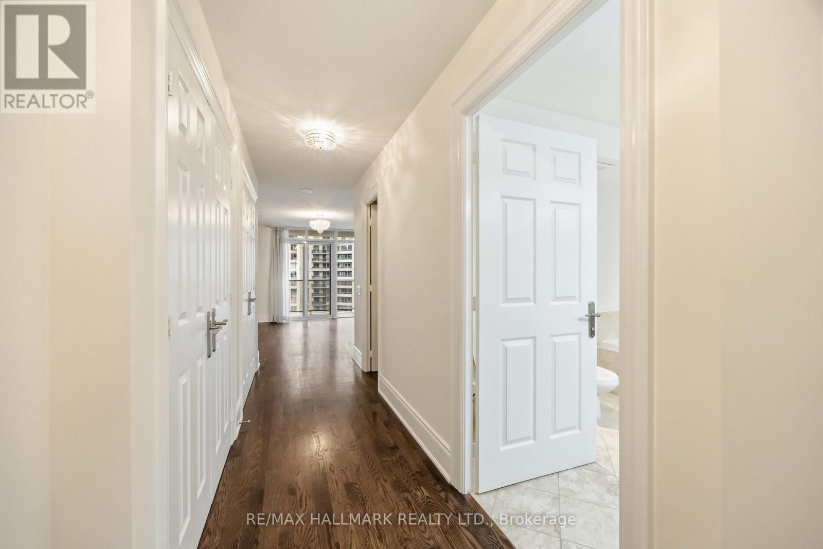#1821 80 HARRISON GARDEN BOULEVARD - 25