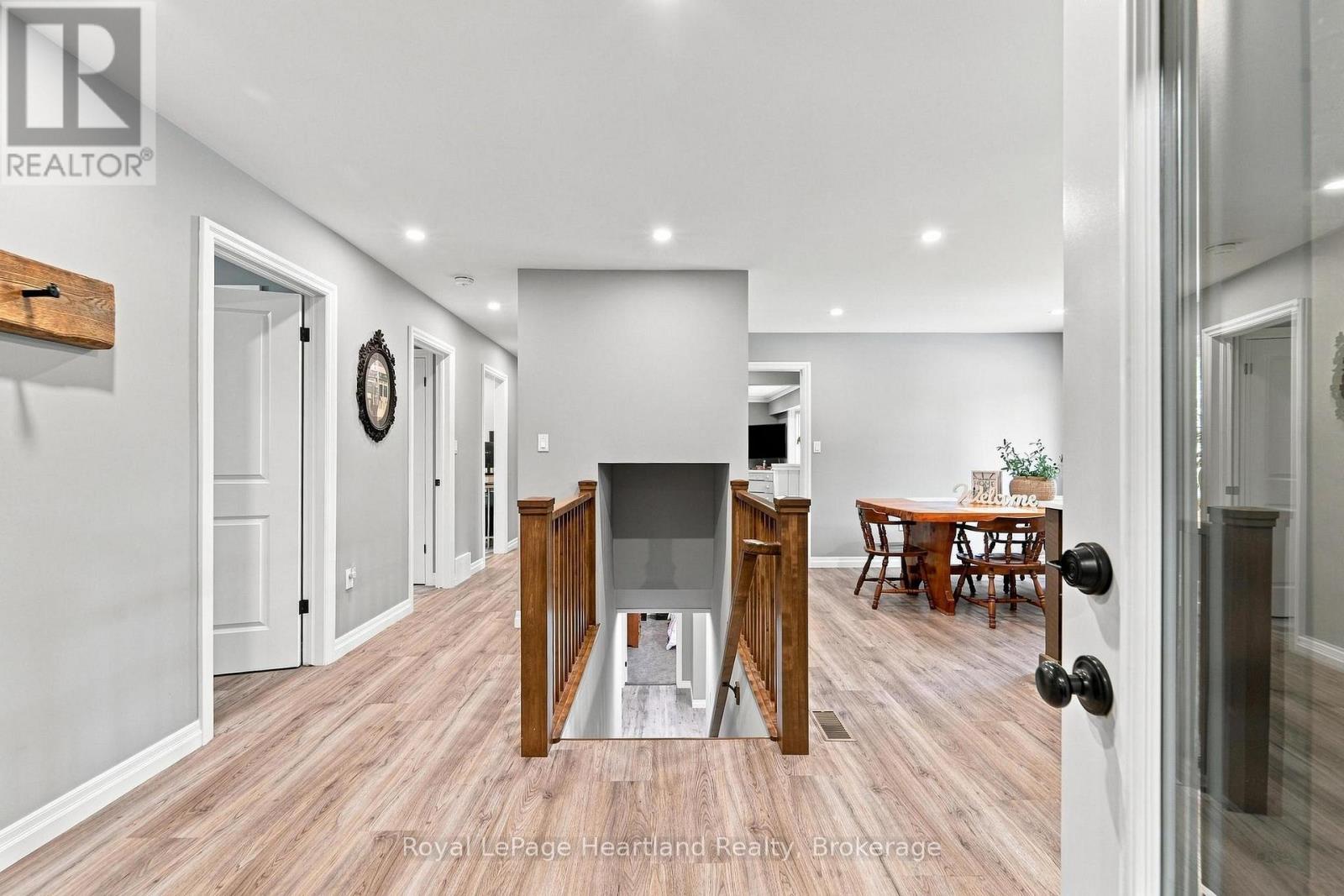 3042 ALBERT STREET - 3