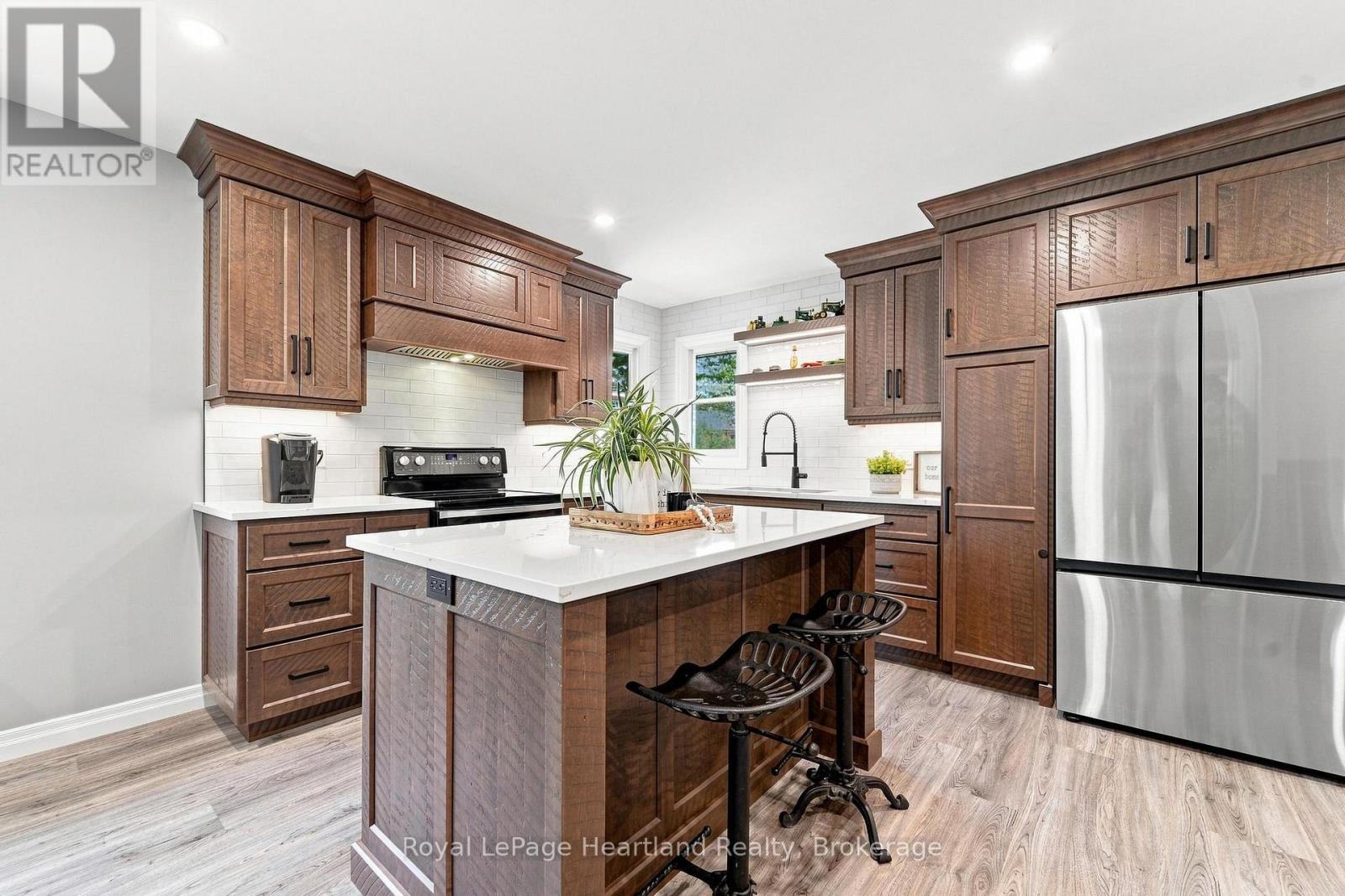 3042 ALBERT STREET - Image 5