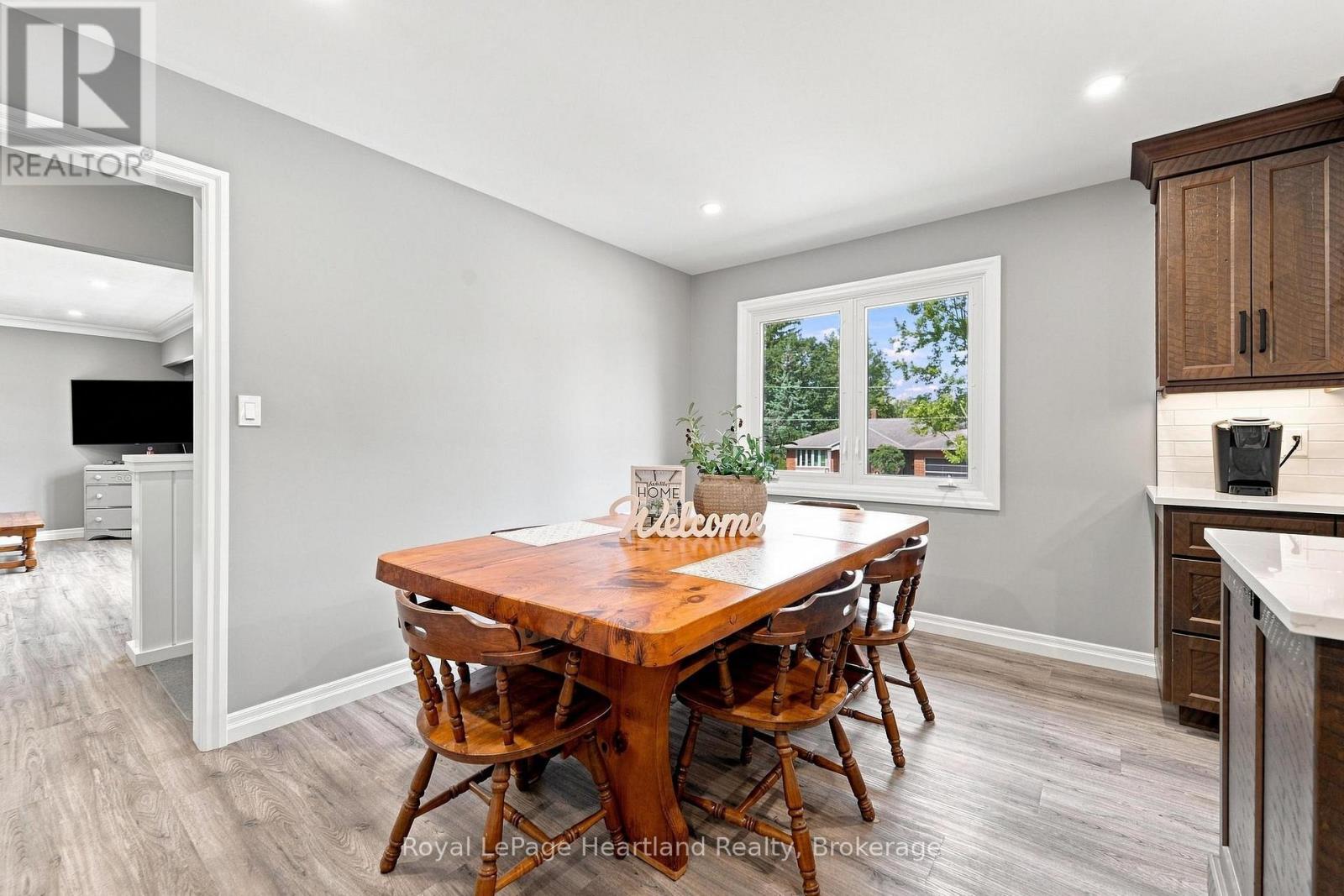 3042 ALBERT STREET - Image 8