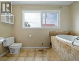 505 Centennial Avenue, Picture Butte, AB T0K1V0 Photo 22