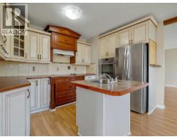 3pc Bathroom - 505 Centennial Avenue, Picture Butte, AB T0K1V0 Photo 7