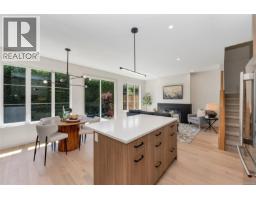 Office - 2 3333 Henderson Rd, Oak Bay, BC V8P5A5 Photo 9