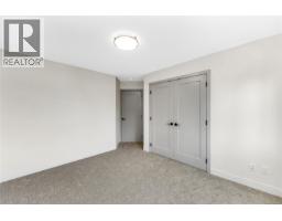 2 3333 Henderson Rd, Oak Bay, BC V8P5A5 Photo 33