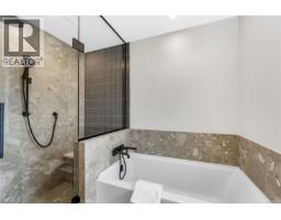 2 3333 Henderson Rd, Oak Bay, BC V8P5A5 Photo 27