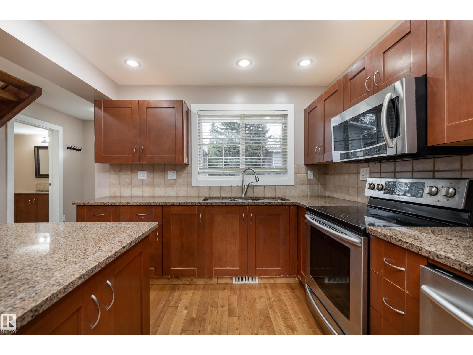 #28 1415 62 ST NW - 5