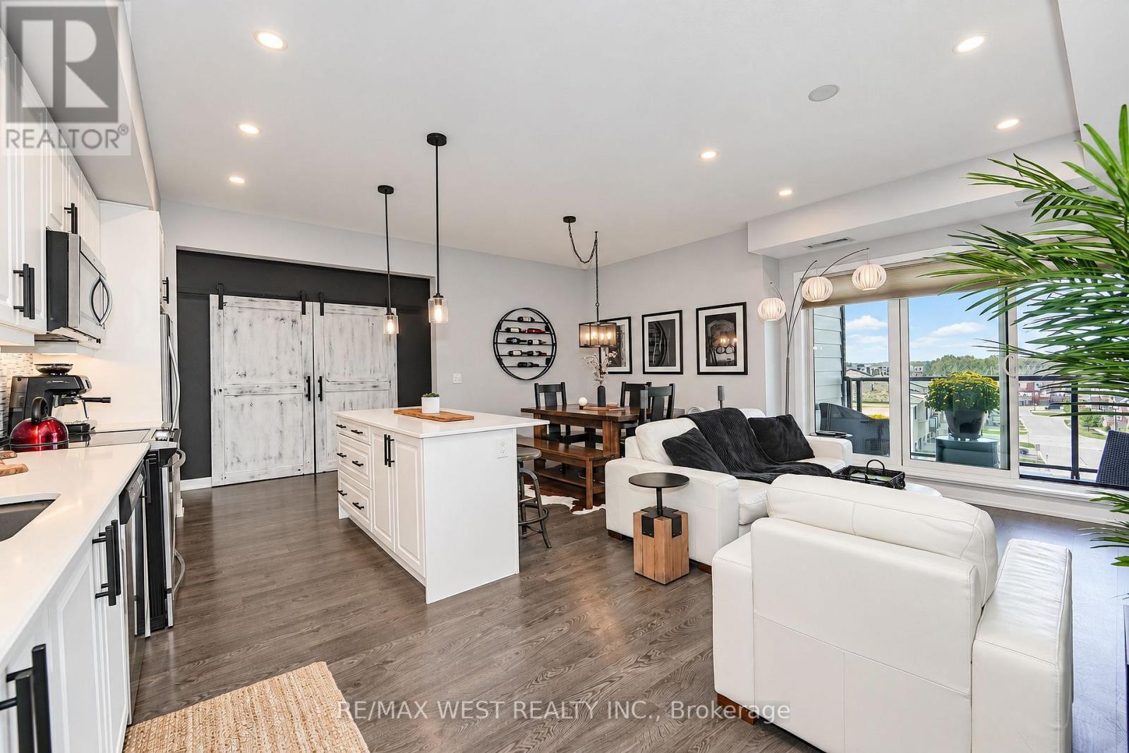 #344 555 WILLIAM GRAHAM DRIVE - 7