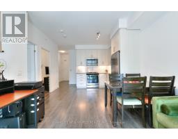 811 - 85 Oneida Crescent, Richmond Hill, ON L4B0H3 Photo 13