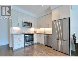 811 - 85 Oneida Crescent, Richmond Hill, ON L4B0H3 Photo 9