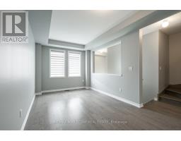 Bedroom 2 - 124 Allegranza Avenue, Vaughan, ON L4H4S3 Photo 7