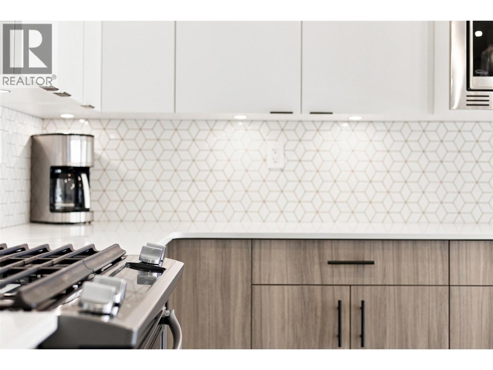 #1 260 RUE CHEVAL NOIR - Image 6
