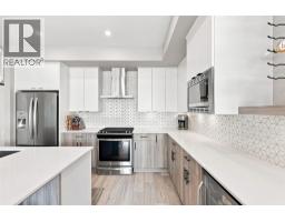 Kitchen - 260 Rue Cheval Noir Unit# 1, Kamloops, BC V1S0G1 Photo 9