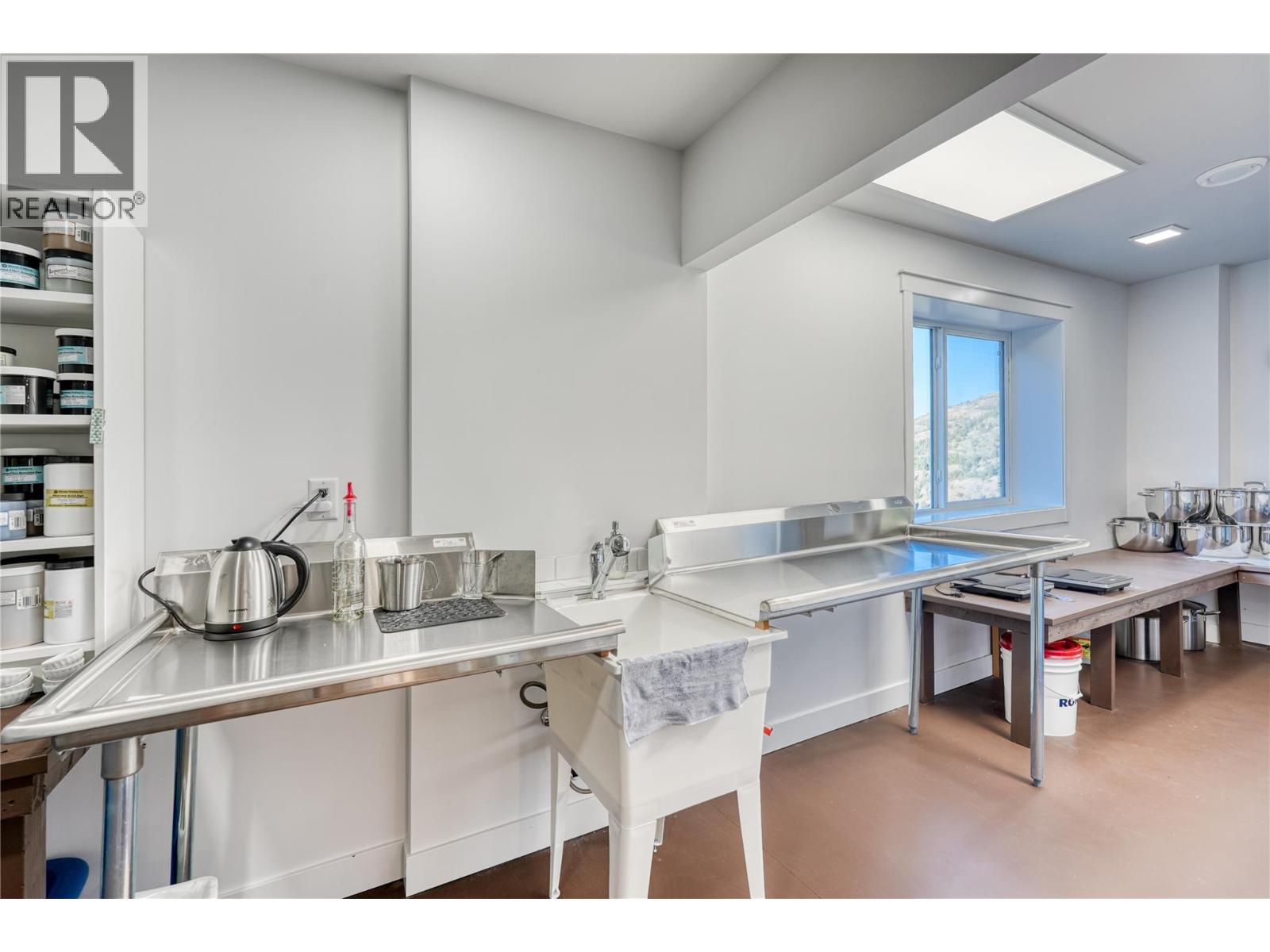 189 Resolute Road - 36