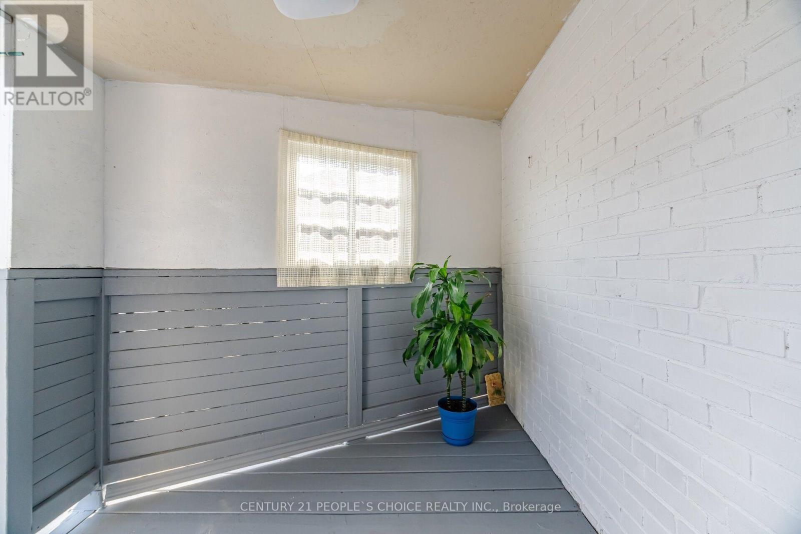 161 NORTHLAND AVENUE - Image 41