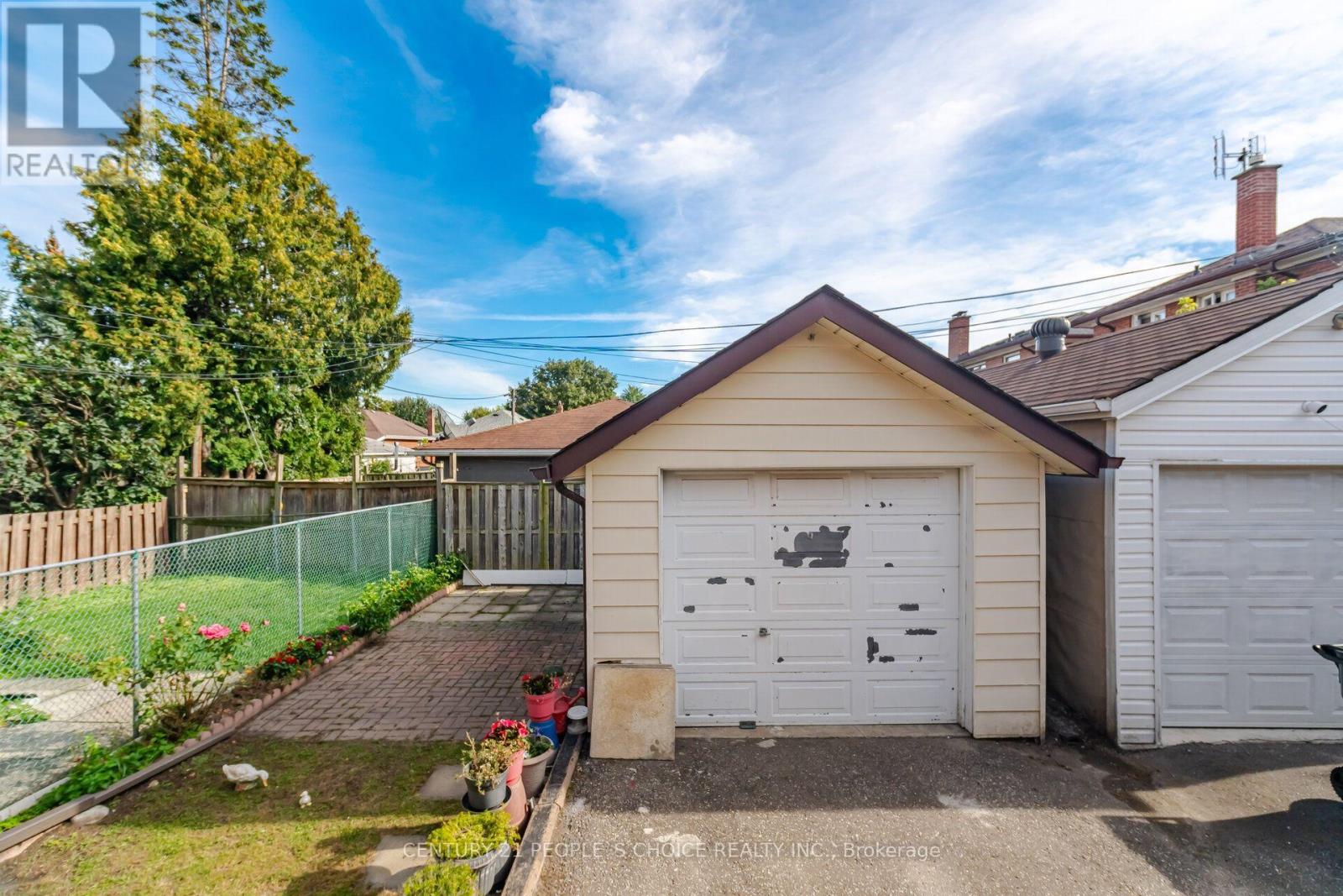 161 NORTHLAND AVENUE - Image 42