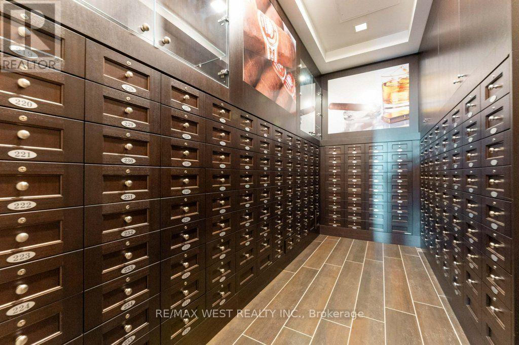 #3206 20 SHORE BREEZE DRIVE - 19