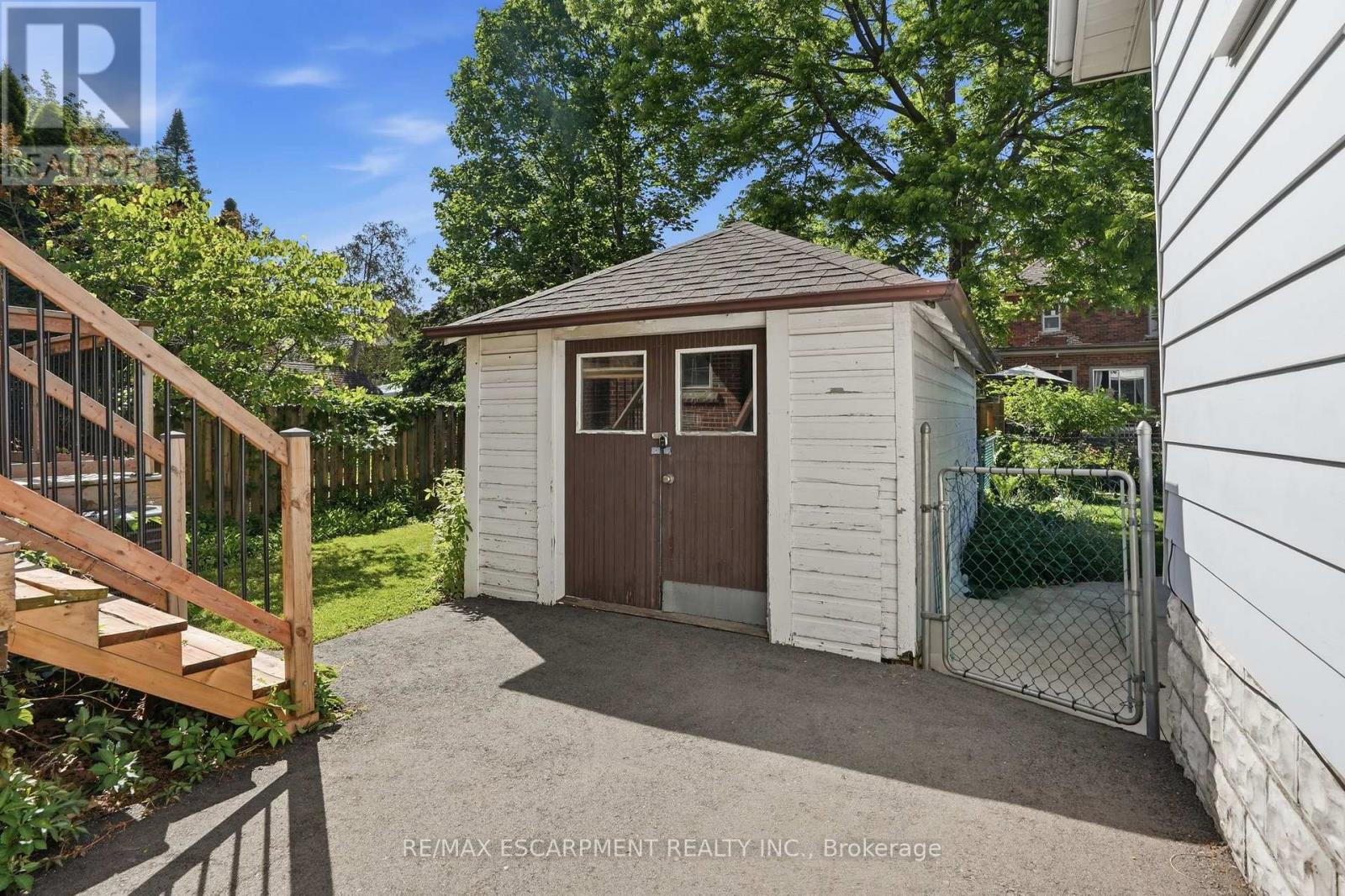 97 CLINE AVENUE N - Image 31