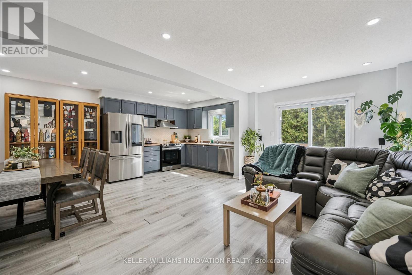 81 WINDALE CRESCENT — photo 3