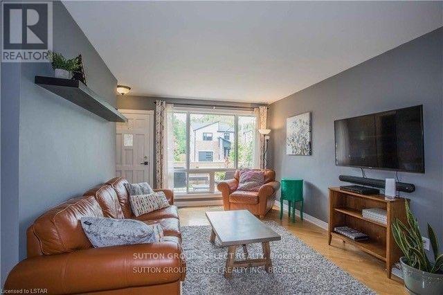 566 CHESTER STREET, London South (South G) — photo 7