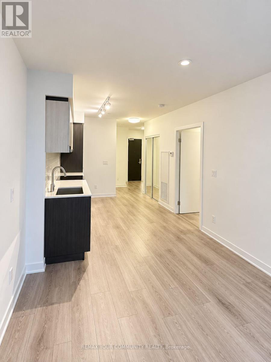 #404 159 WELLESLEY STREET E - 5