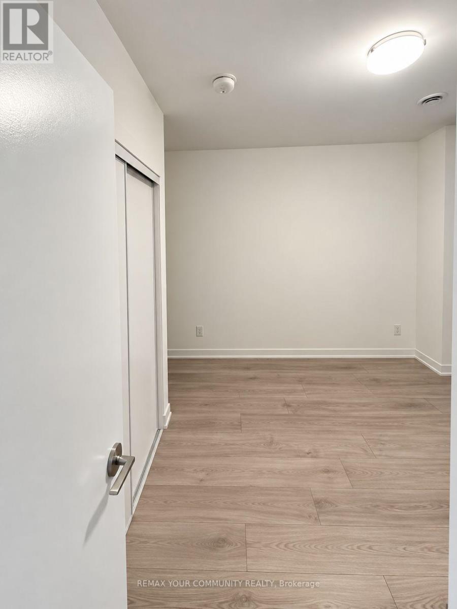 #404 159 WELLESLEY STREET E - 9