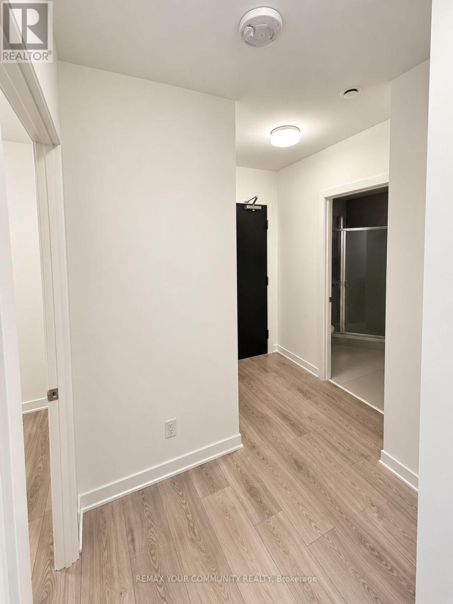 #404 159 WELLESLEY STREET E - 4