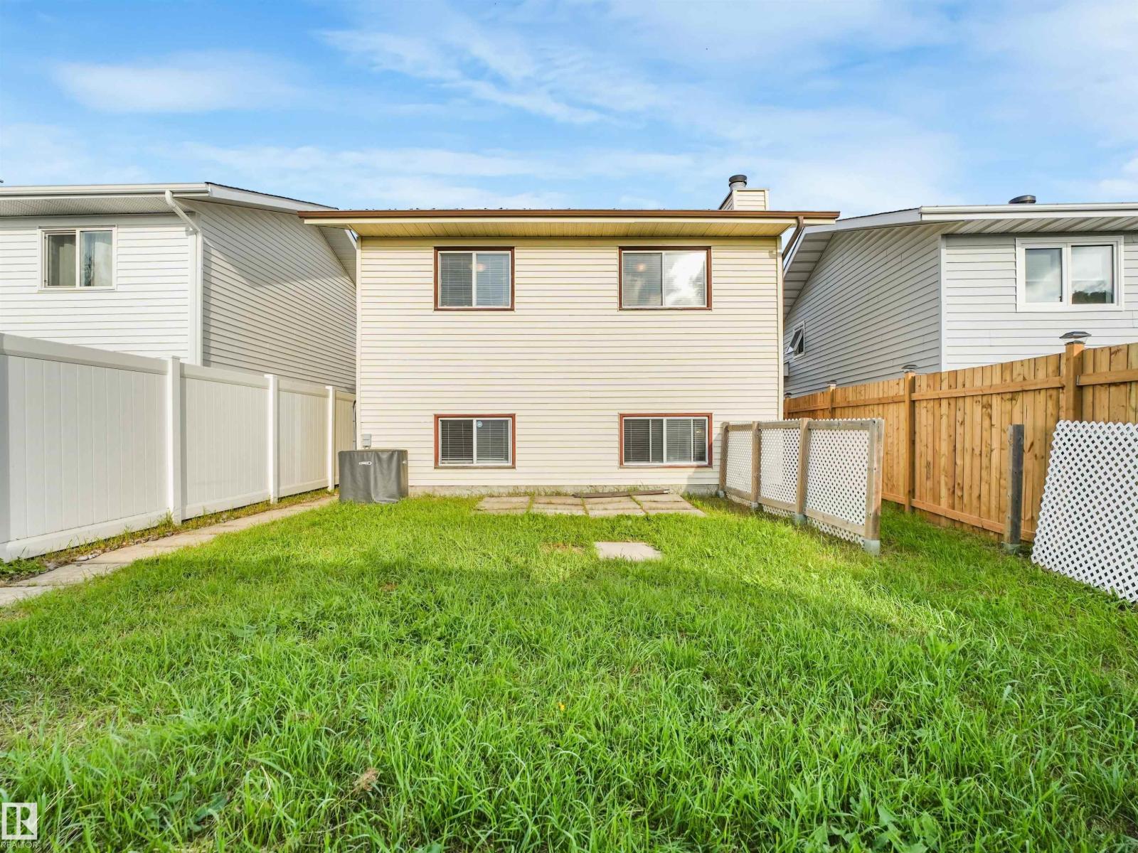 15714 78 ST NW - 27