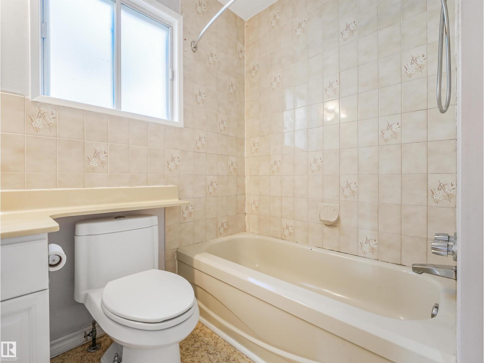 15714 78 ST NW - 42