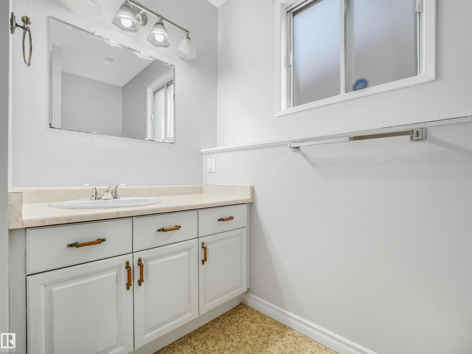 15714 78 ST NW - 51