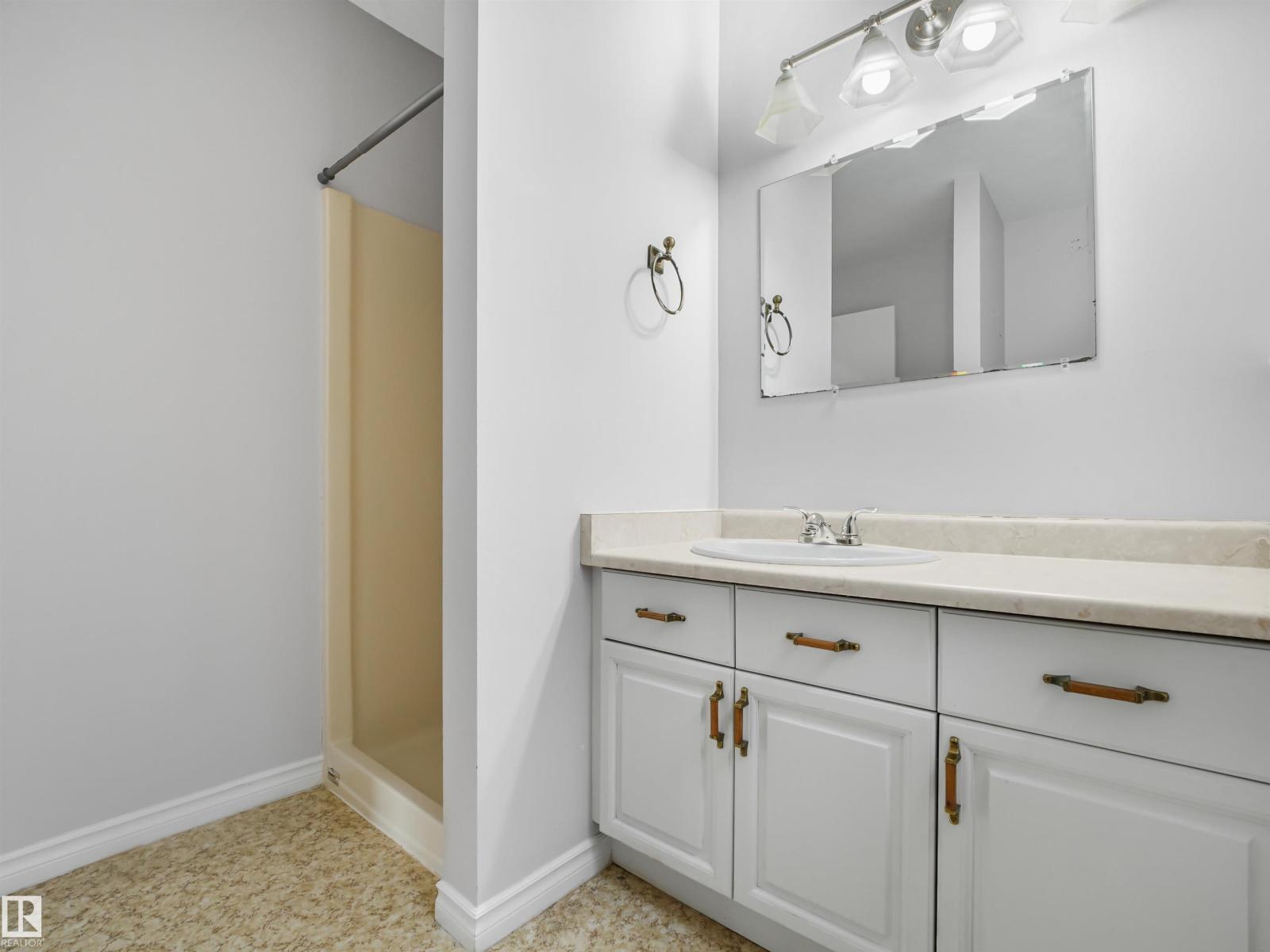 15714 78 ST NW - 52