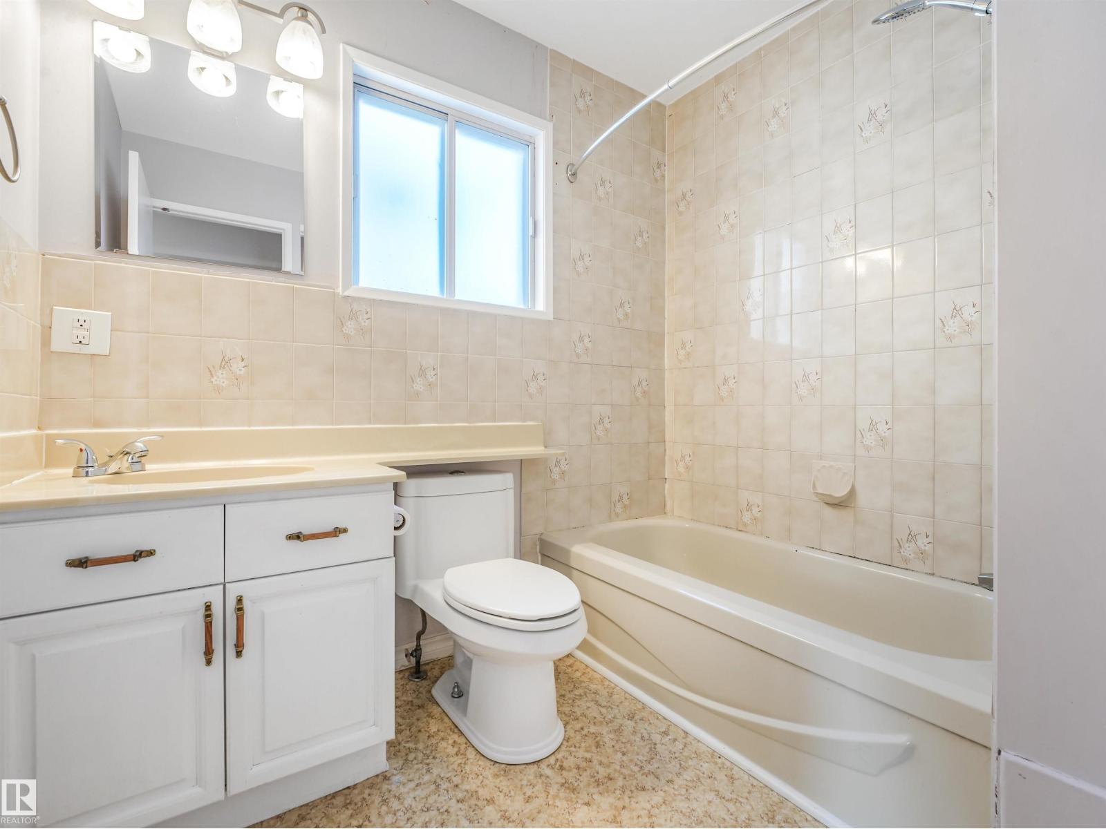 15714 78 ST NW - 40