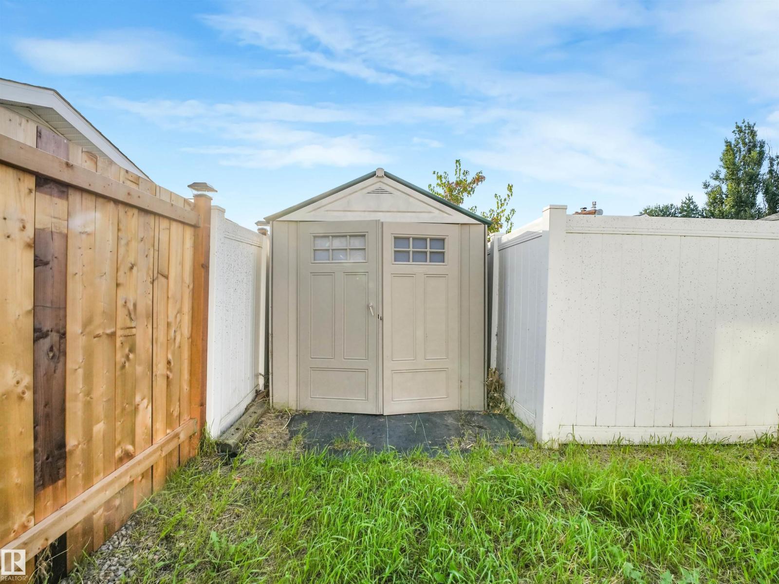 15714 78 ST NW - 28