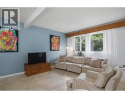 Bedroom - 2505 Sunset Drive Unit# 1, Kamloops, BC V2C4K1 Photo 6