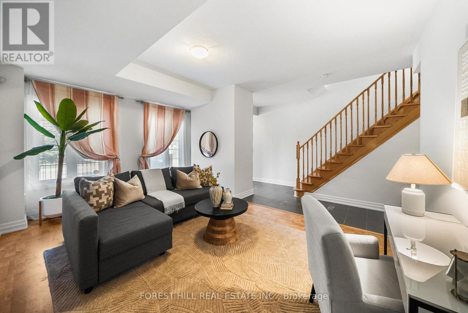 25 BEVERLEY GLEN BOULEVARD - Image 29