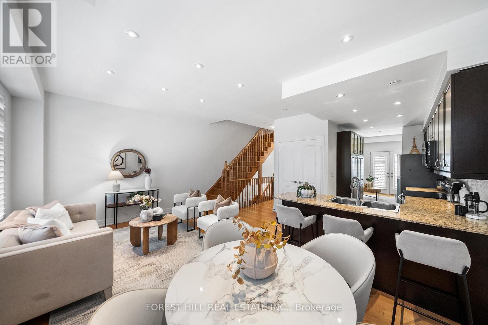 25 BEVERLEY GLEN BOULEVARD - 9