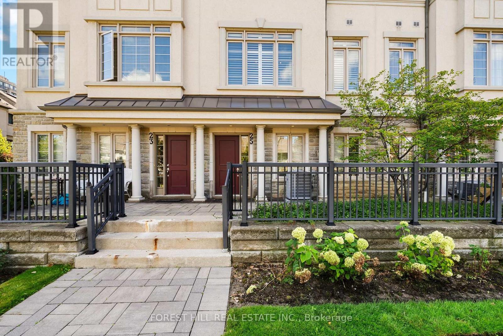 25 BEVERLEY GLEN BOULEVARD - Image 43