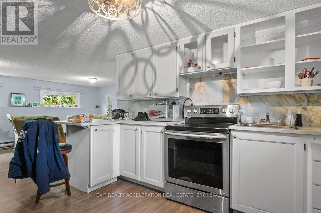 231 CAMDEN ROAD - 32