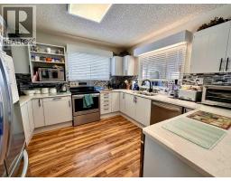 212072 Twp Rd 9-4, Rural Lethbridge County, AB T1J5R2 Photo 15