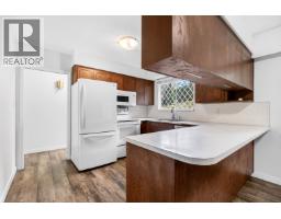 3362 Viewmount Drive, Port Moody, BC V3H2L7 Photo 9